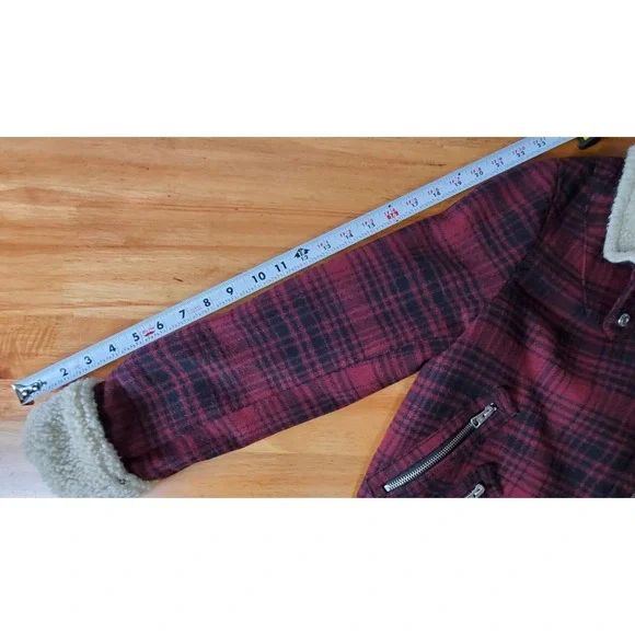 American Eagle Red Black Plaid Bomber Moto Jacket Faux Fur Small Sherpa Wool - Picture 10 of 10